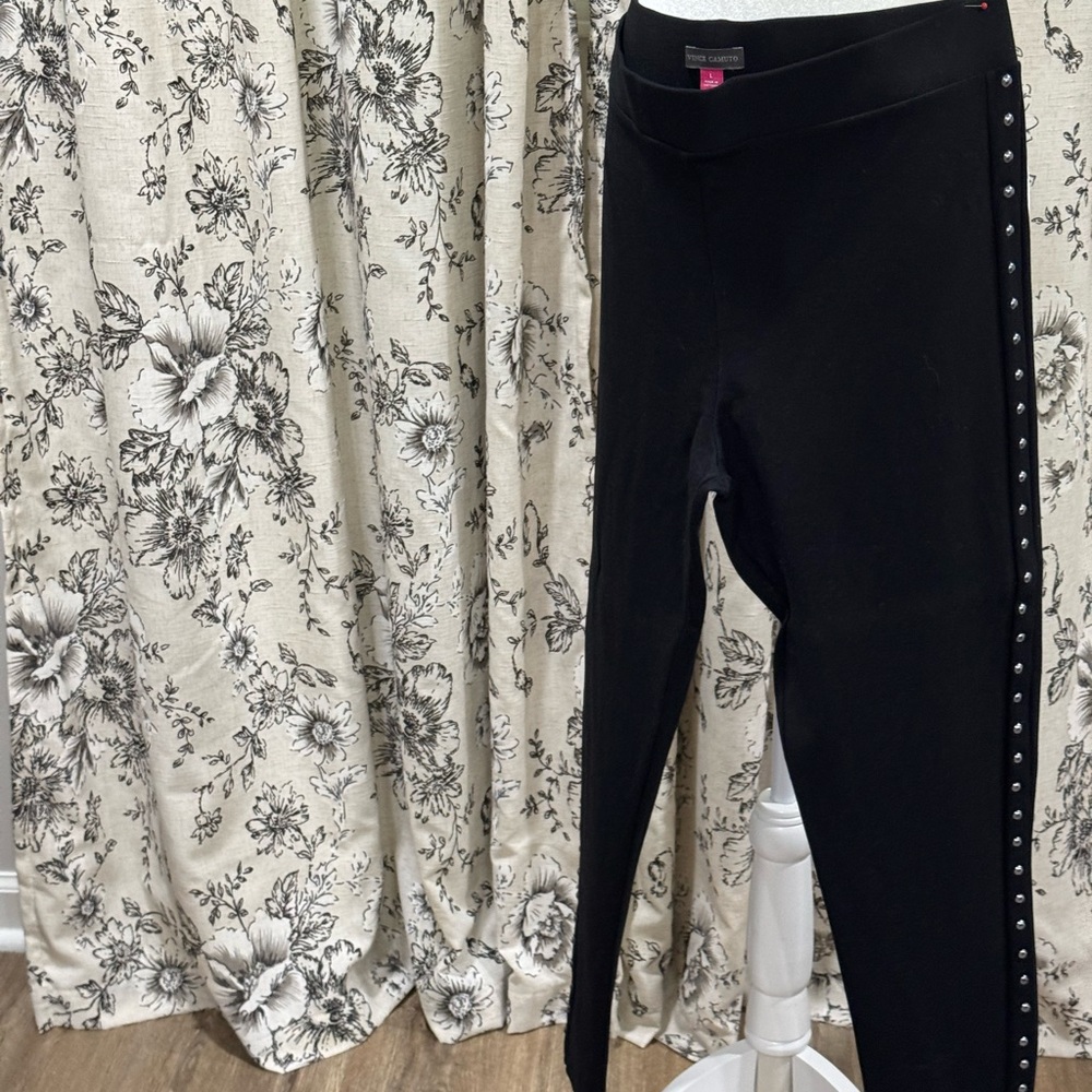 Vince Camuto Black Leggings with Side Studs